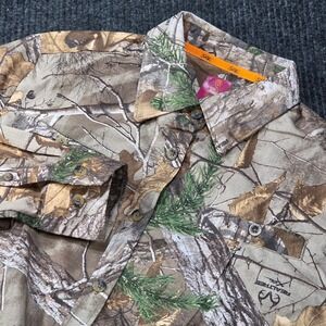 SHE Outdoor Button Down Shirt Womens Medium Camo Excellent Realtree Xtra Hunting